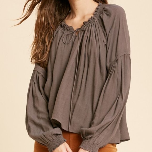 NWT Boho Gauze ruffled blouse with smocked cuffs (bohemian top) - Picture 1 of 8